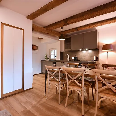 La Vie En Rose 6guests-3br Apartment